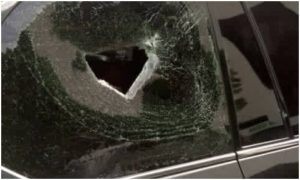 One of the vehicles in Oyetola's convoy attacked by hoodlums