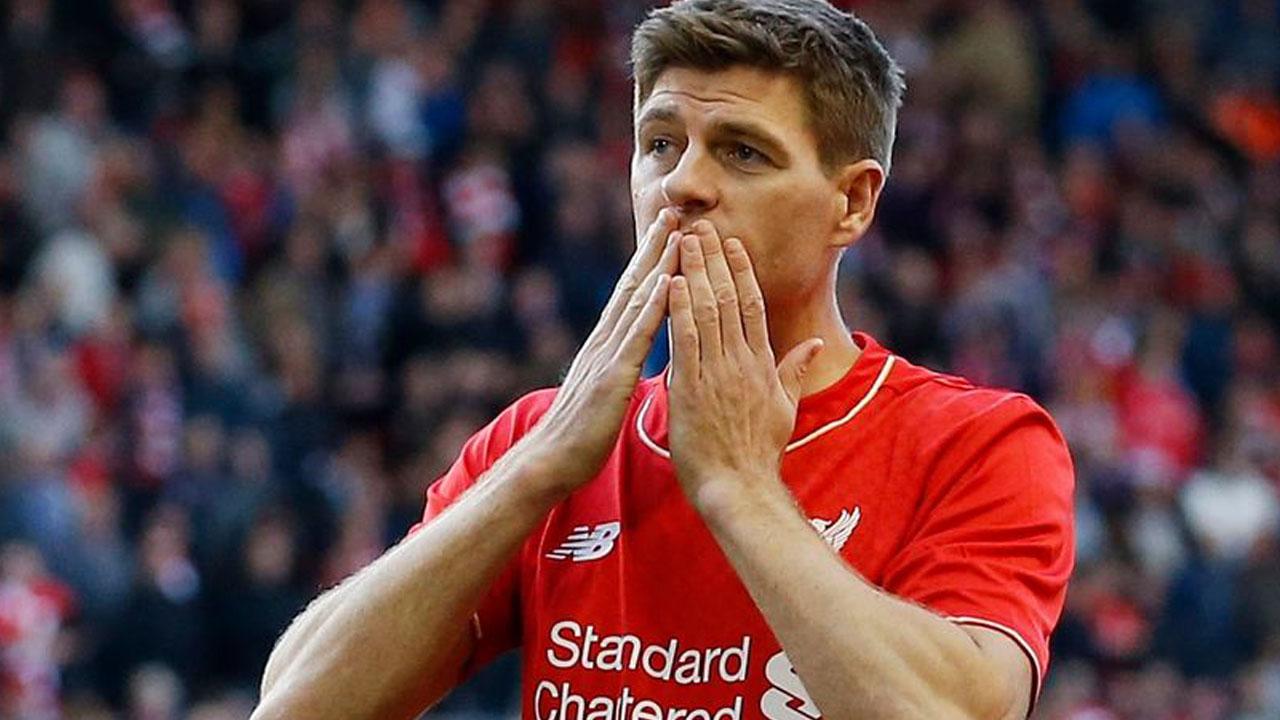 Steven Gerrard reveals he rejected move to Chelsea