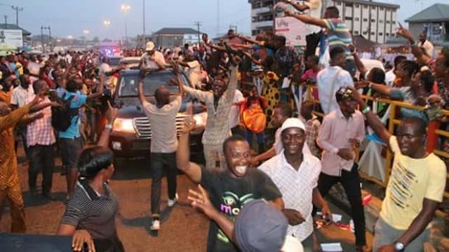 Jubilation as Court orders Abuja council to rebuild 720 demolished shops