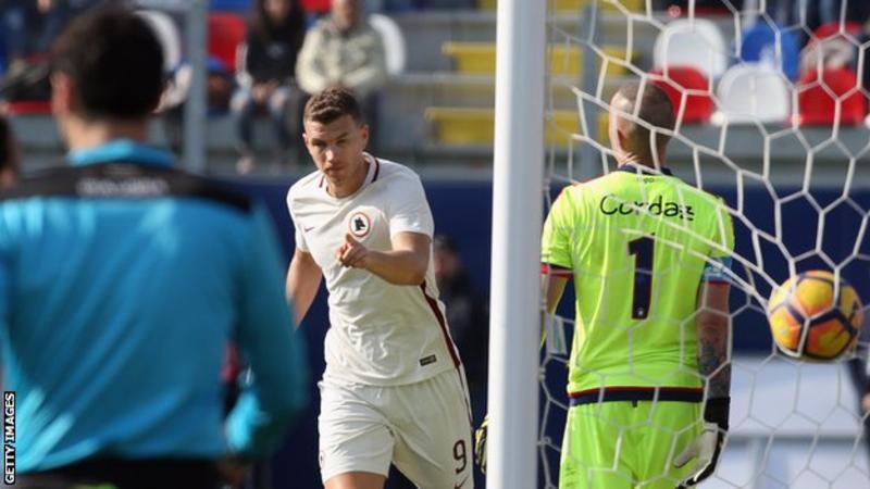 Dzeko misses penalty and scores winner for Roma