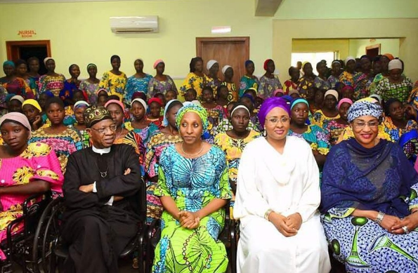 FG sends freed Chibok girls’ photos to parents