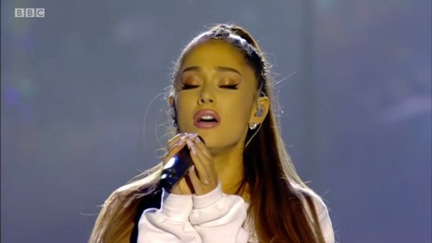 Ariana Grande, Dalton Gomez tie the knot