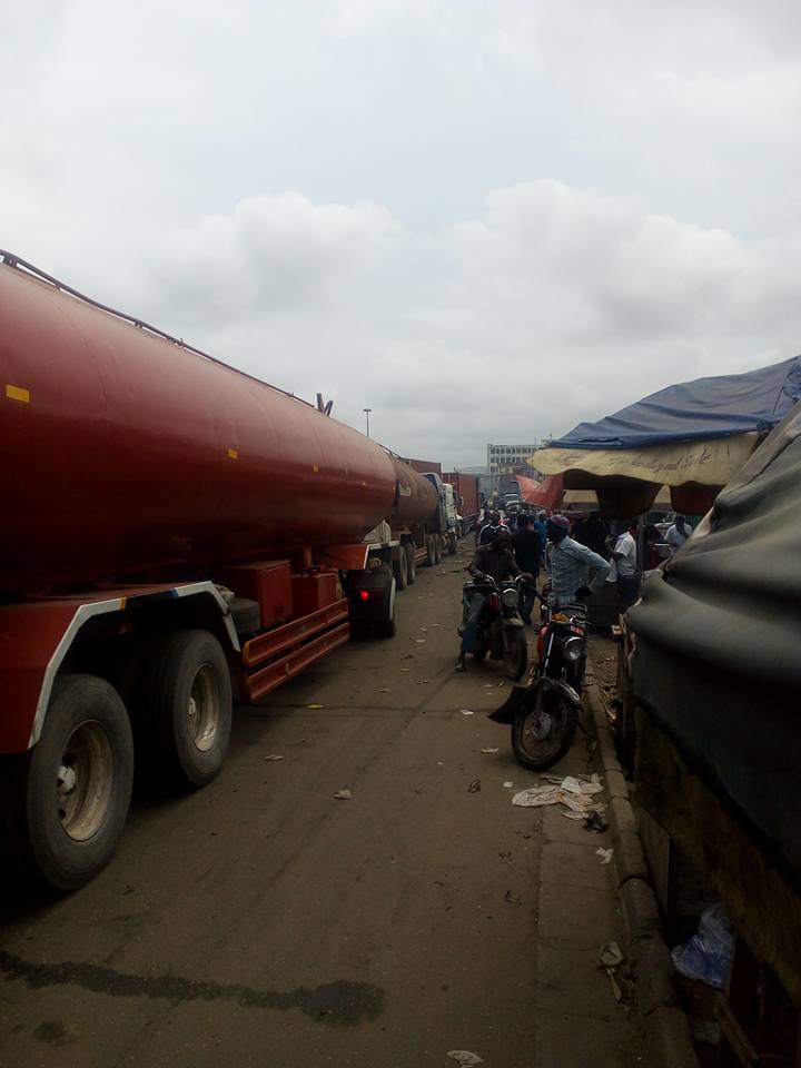 Apapa road to be shut for one year for reconstruction