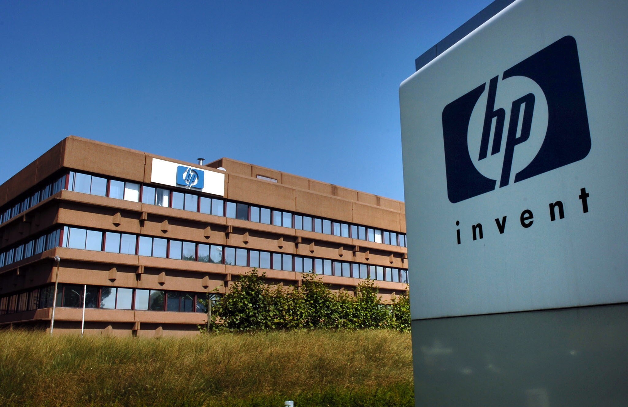 HP launches Windows 11