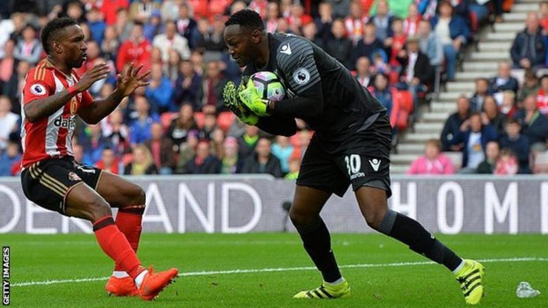 Steve Mandanda rejoins Marseille from Crystal Palace