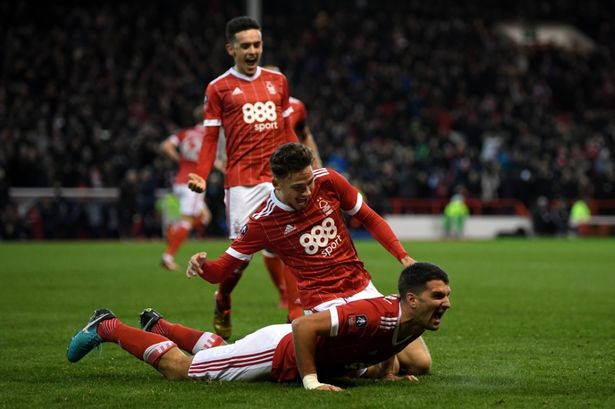 Arsenal suffer 3-1 defeat at rejuvenated Swansea