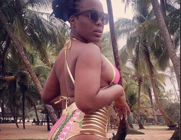 Moet Abebe goes braless in new pictures, sets internet ablaze