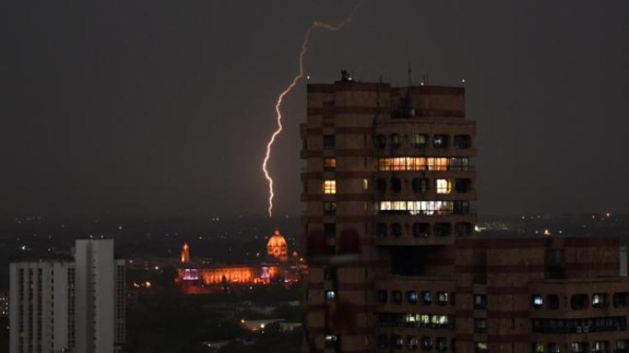 Bizzare! Thunder fires 12 persons to death in Northern India