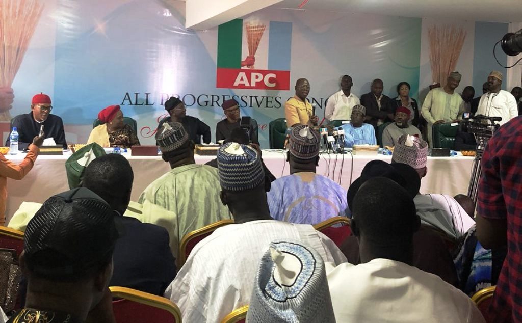 Breaking: Oyegun formally hands over APC National Secretariat [VIDEO]
