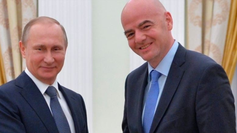 Russia to keep visa-free entry for football fans till end of 2018 – Putin