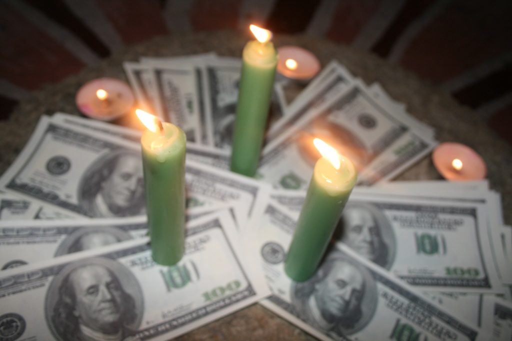 Father sleeps with 14-year-old daughter to ‘end poverty’ in family lineage