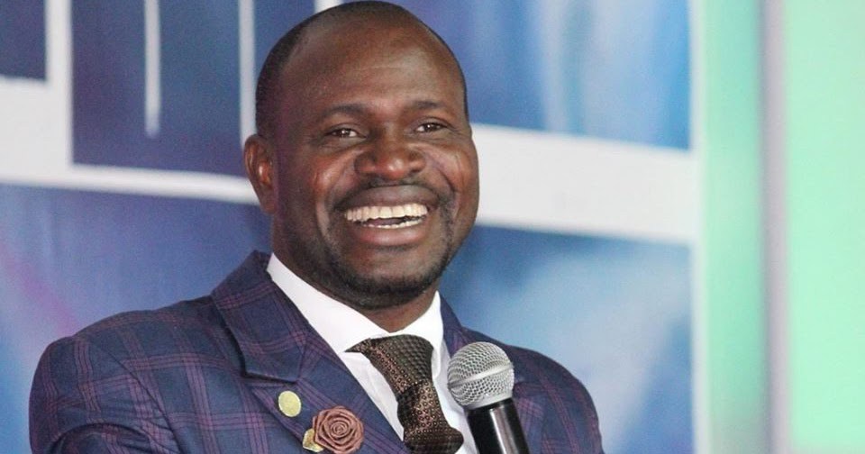 [TRENDING VIDEO] Prophet reveals identity of Nigeria’s next president, says his name begins with ‘S’