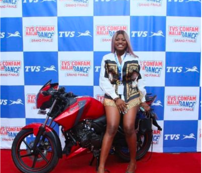 Alex Unusual’s judging prowess excites fans at dance competition