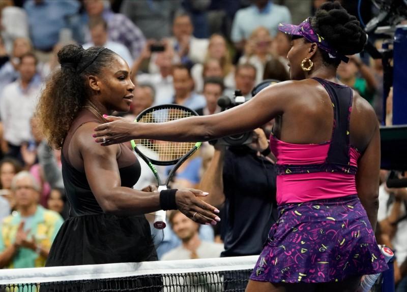 Serena Williams beats sister Venus to reach Lexington Open quarter-finals