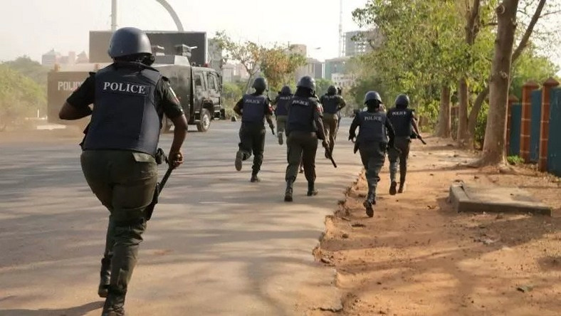 Panic in Ado Ekiti as unknown gunmen kill man in broad daylight
