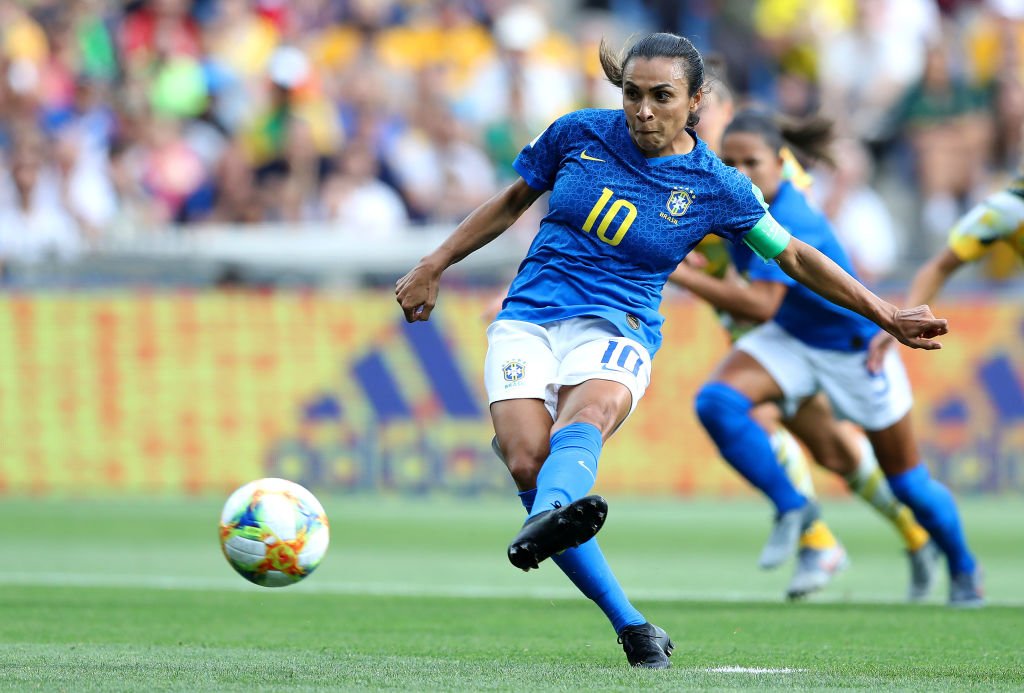 Marta dedicates landmark goal to gender equality