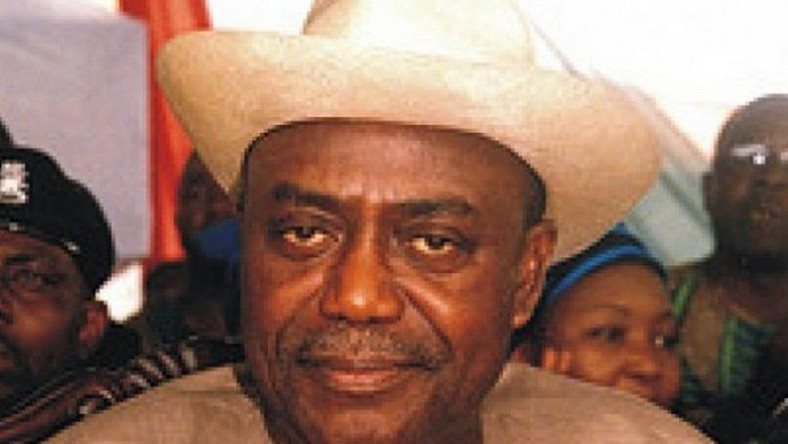 Abe Congratulates Odili at 71