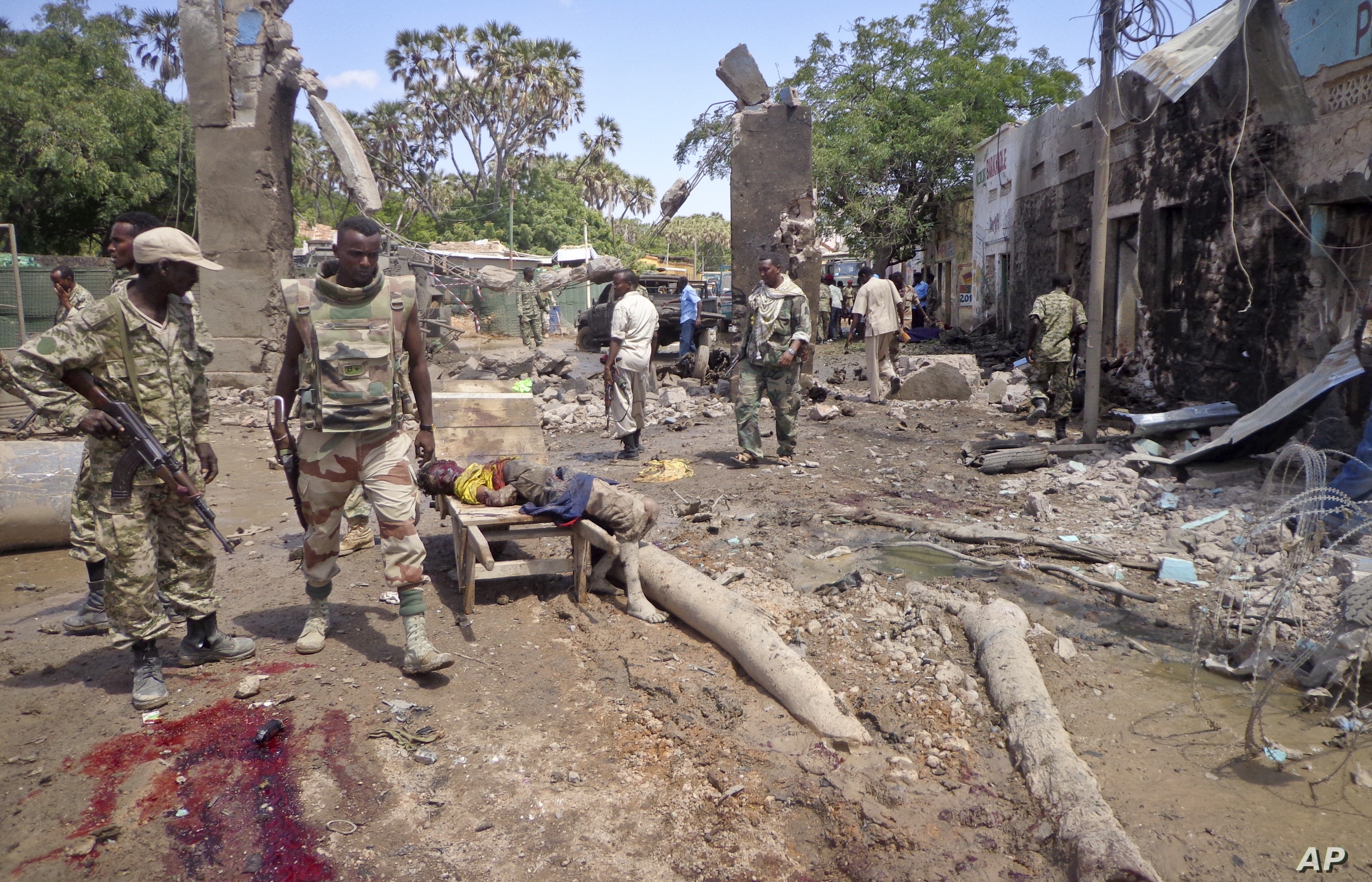 3 killed in explosive attack in southern Somalia