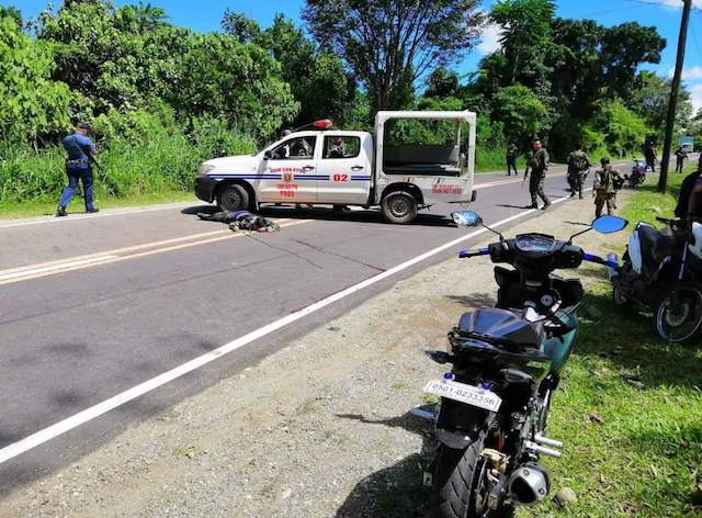 Two killed in ambush on ex-lawmaker, governor