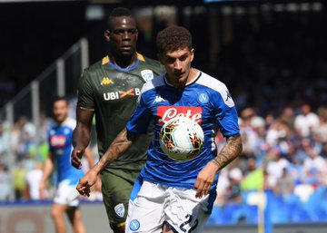 Napoli hold off Balotelli’s Brescia to earn narrow win