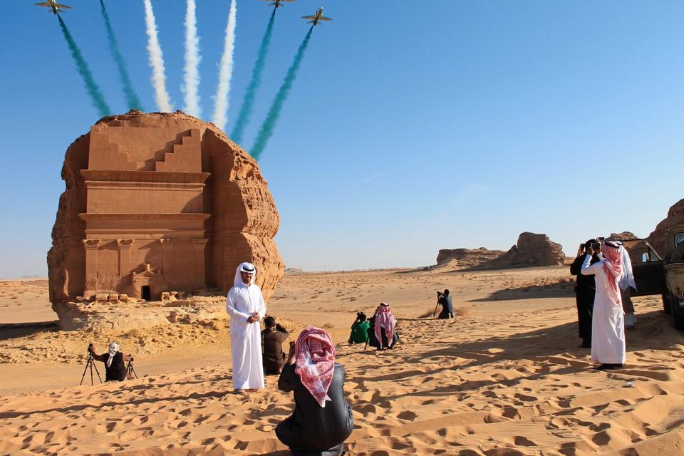 Saudi Arabia to offer first-ever international tourist visas