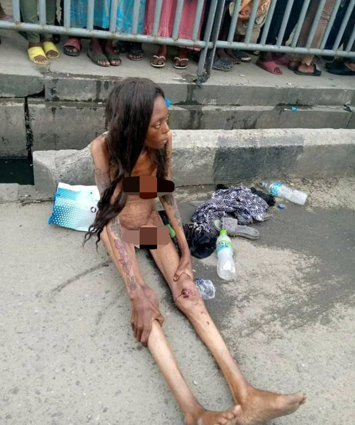 Tragic! Naked lady thrown out of moving car at Ajah (VIDEO)