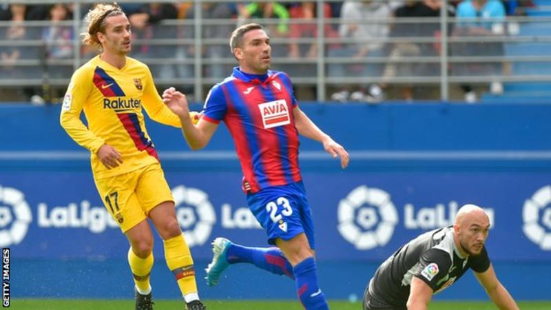 La Liga: Barca win at Eibar to go top