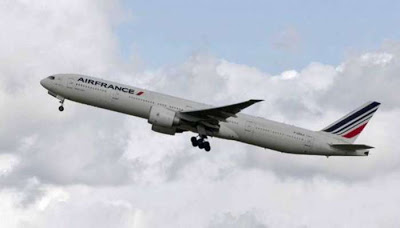 Child found dead in plane at airport
