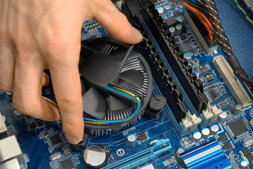 Chinese firm to start manufacturing computer hardware in Nigeria
