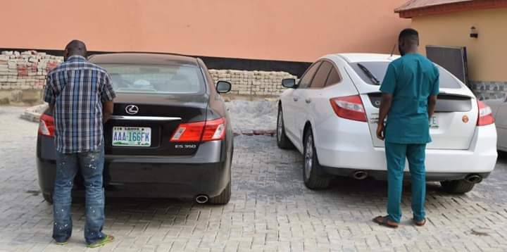 Breaking: EFCC nabs two brothers, 13 others over Internet fraud