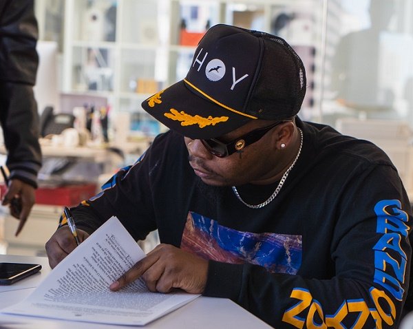 Olamide signs joint venture deal with US’ Empire Distribution