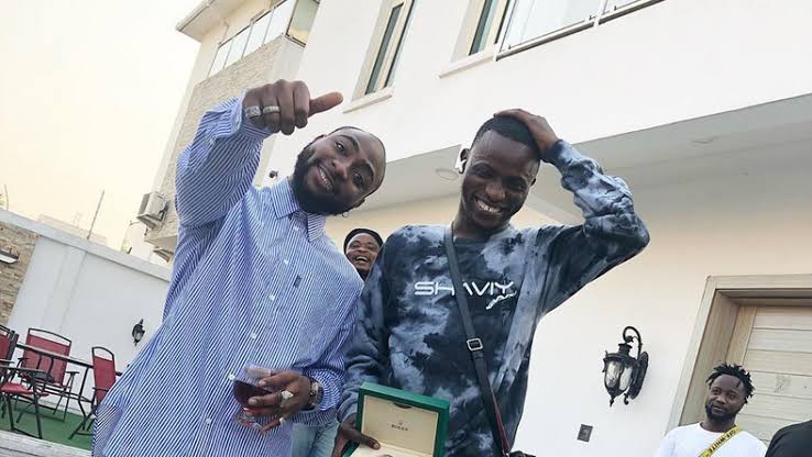 VIDEO: I’m fulfilled working as Davido’s ‘houseboy’ than being bank manager – Singer’s PA, Aloma DMW