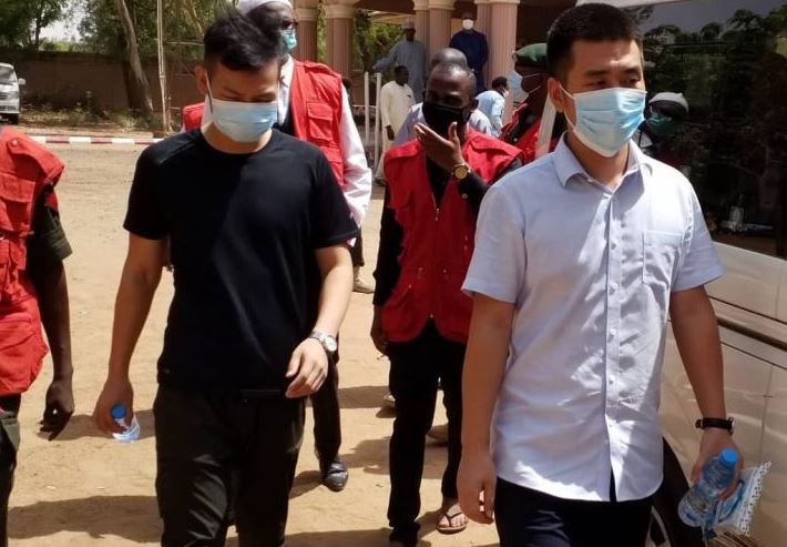 Photo: Chinese nationals who offered N100m cash bribe to EFCC arraigned