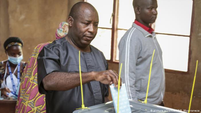 Burundi gets new president after 15 years