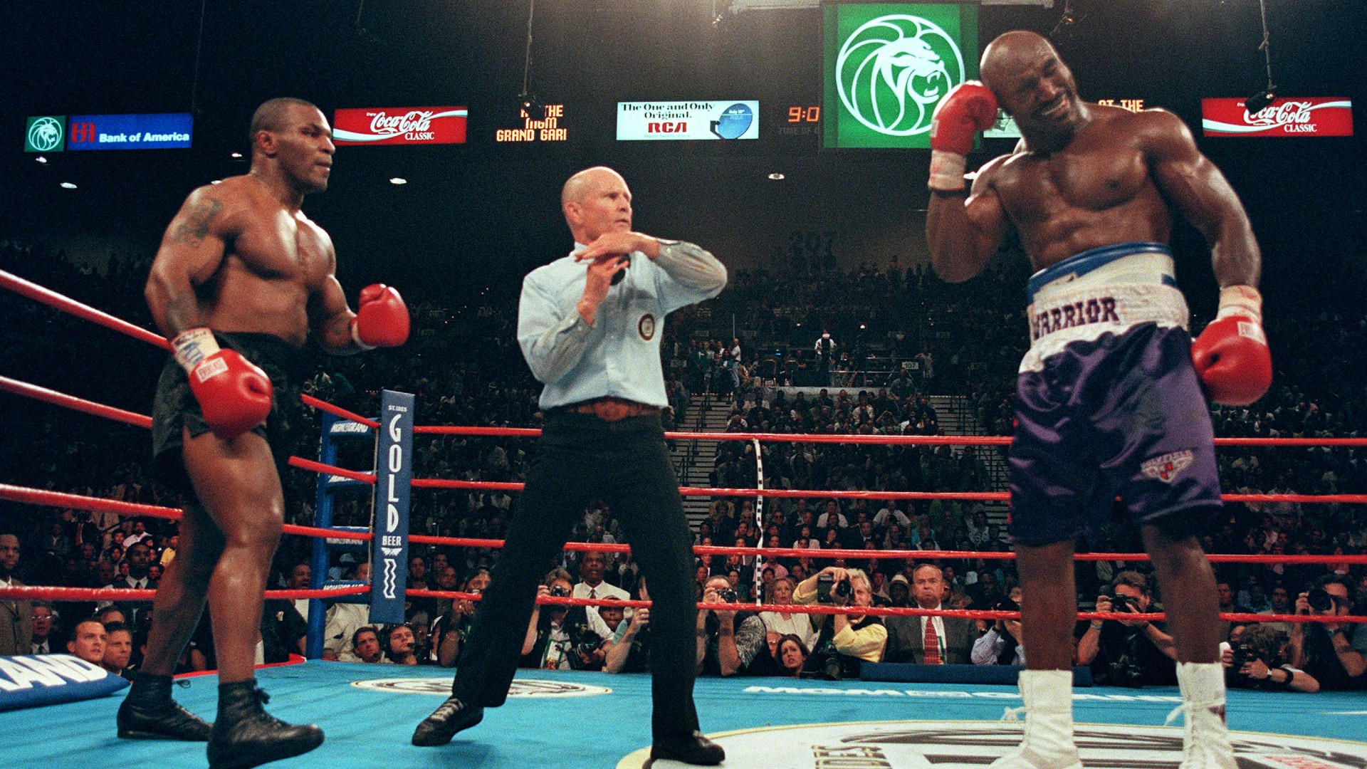 Mike Tyson returns to boxing ring in September after 15 years in retirement