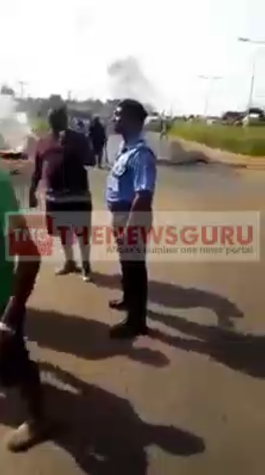 [Video]Okpanam youths protest killing of youth Chairman, by Fulani Herdsmen