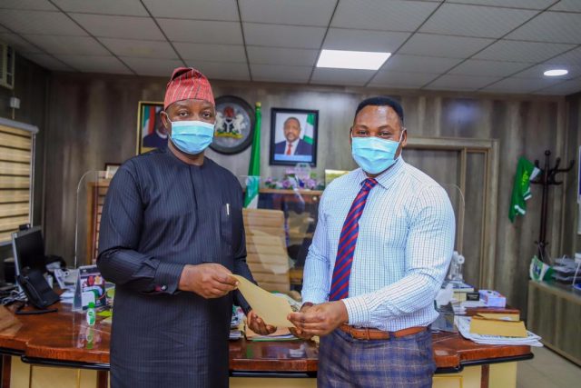 Photo: Amokachi gets new appointment from Buhari