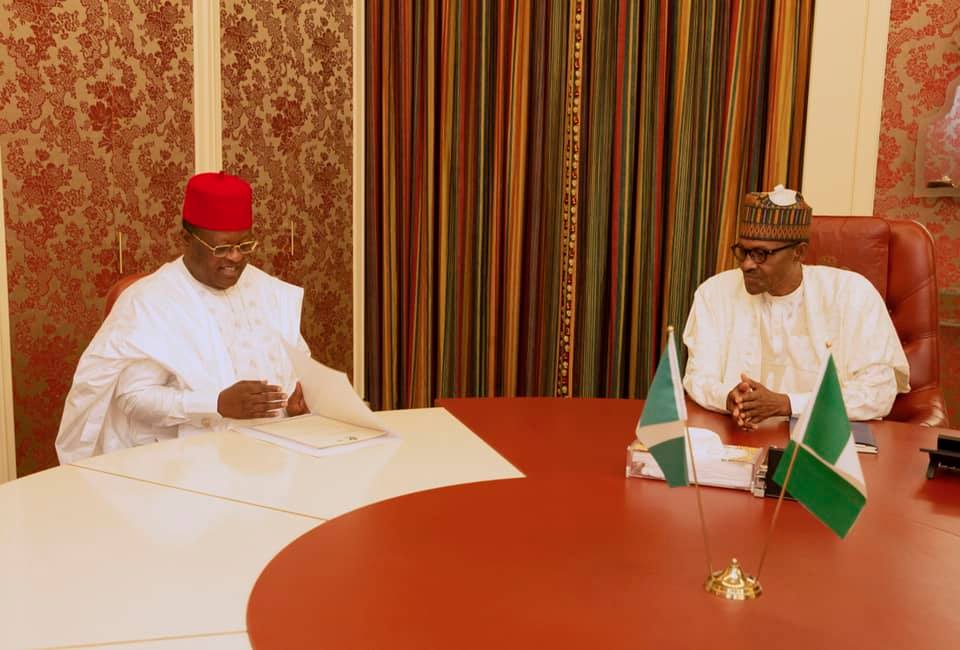 Insecurity: Umahi rules out sabotage, advises Buhari to retain service chiefs