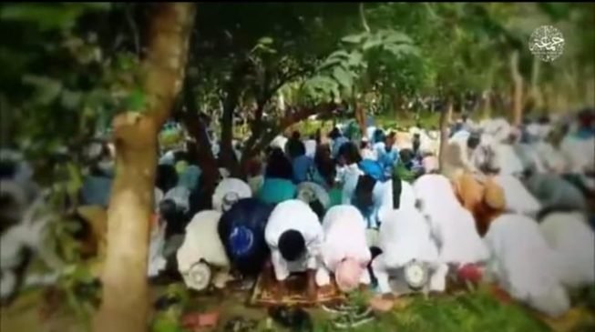 Shekau’s Boko Haram releases video showing members observing Eid prayers