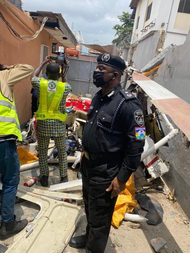 Residents narrate ordeal after helicopter crash in Lagos