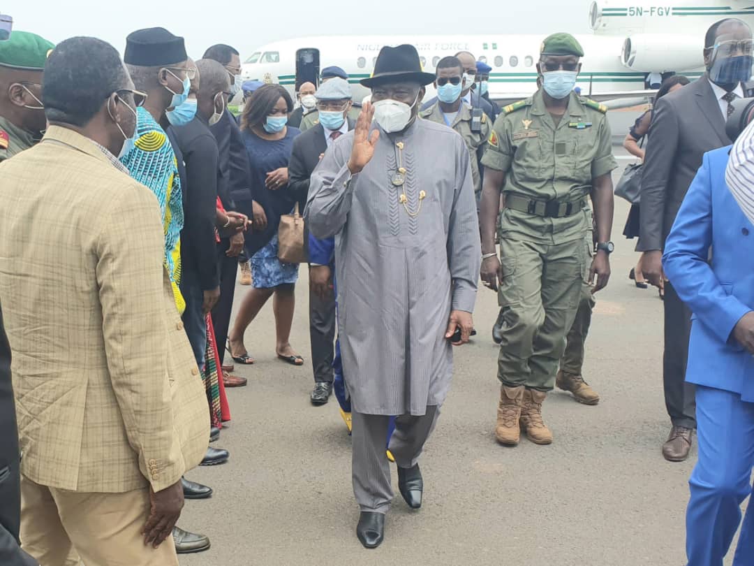 Photo: Jonathan, ECOWAS leaders arrive Mali moments after explosion