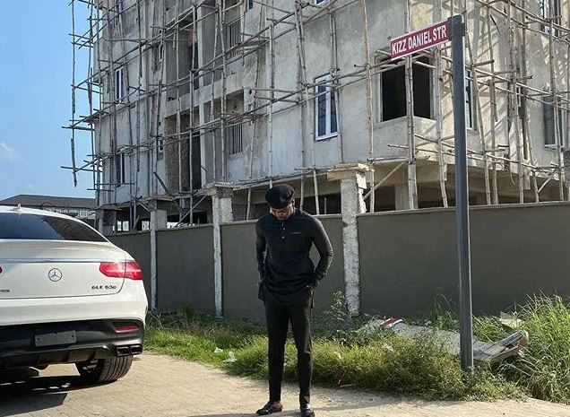 [Photo] Kizz Daniel becomes proud street owner in Lagos