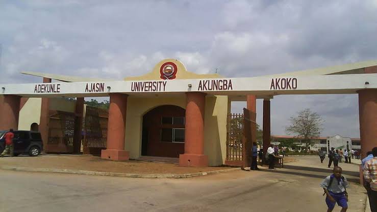 Ondo State varsity reduces school fees