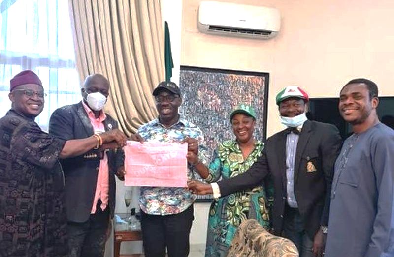 BREAKING: Obaseki receives Edo election results sheet from INEC [Photo]