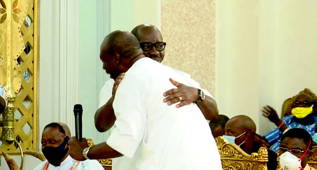 Edo election: Obaseki, Ize-Iyamu embrace, hold peace talks [+Photos]