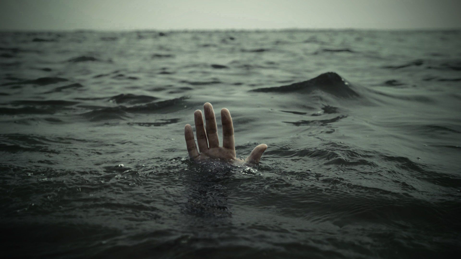 30 feared dead as fully loaded commercial bus plunges into Ebonyi river