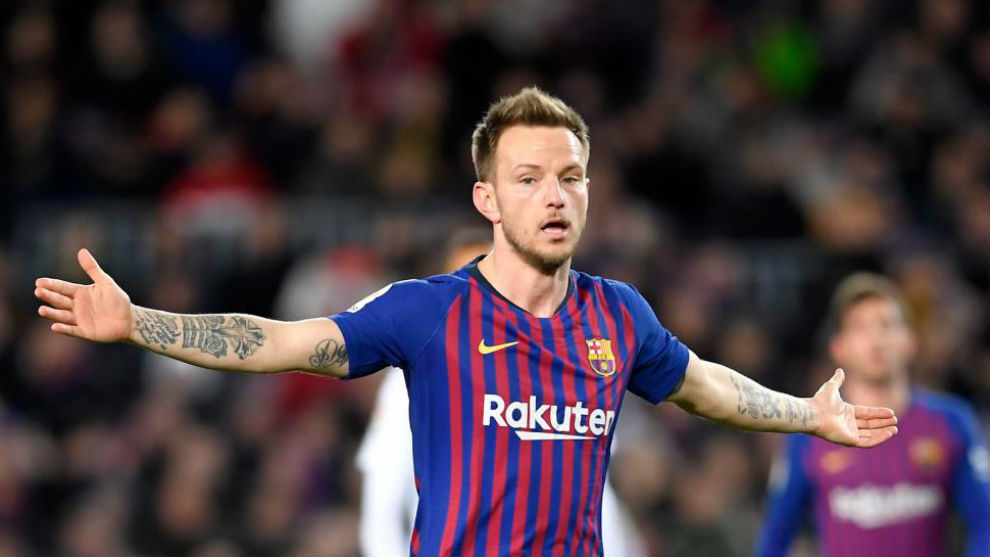 La Liga: Ivan Rakitic joins Sevilla