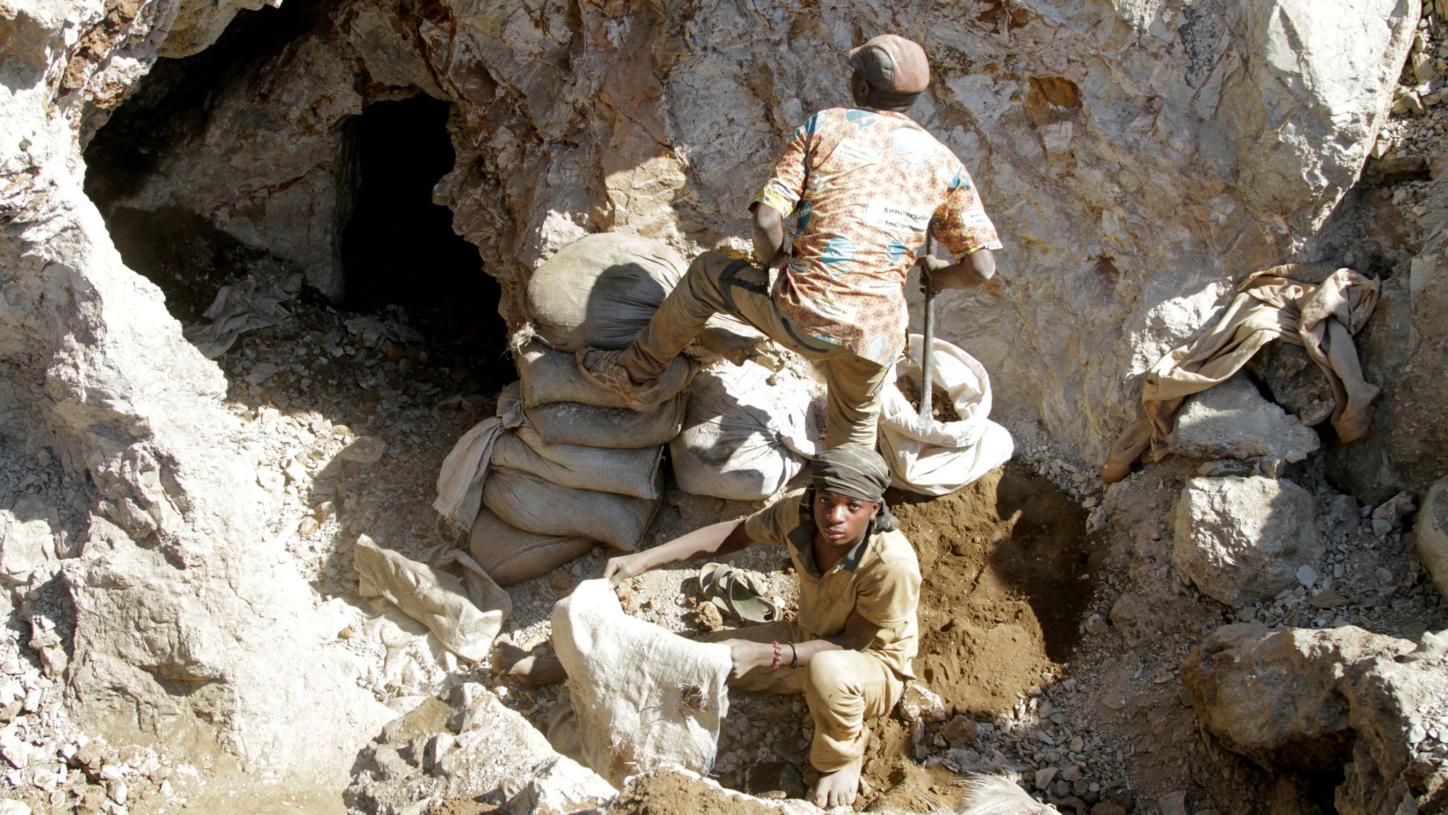 Sad! 50 feared dead in DR Congo mine collapse