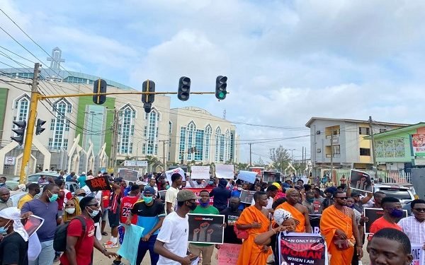 Doctor who treated injured #EndSARS protesters dies of COVID-19