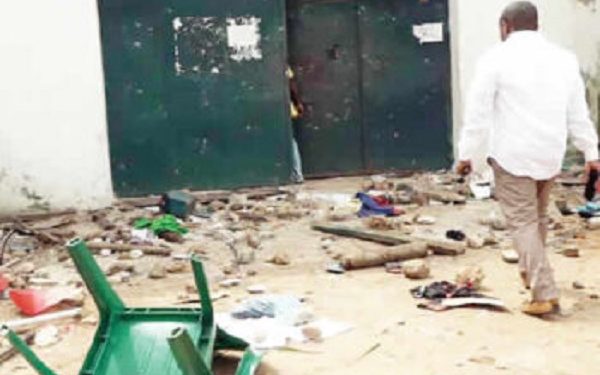 Hoodlums attack Correctional facility in Ondo, release 58 inmates